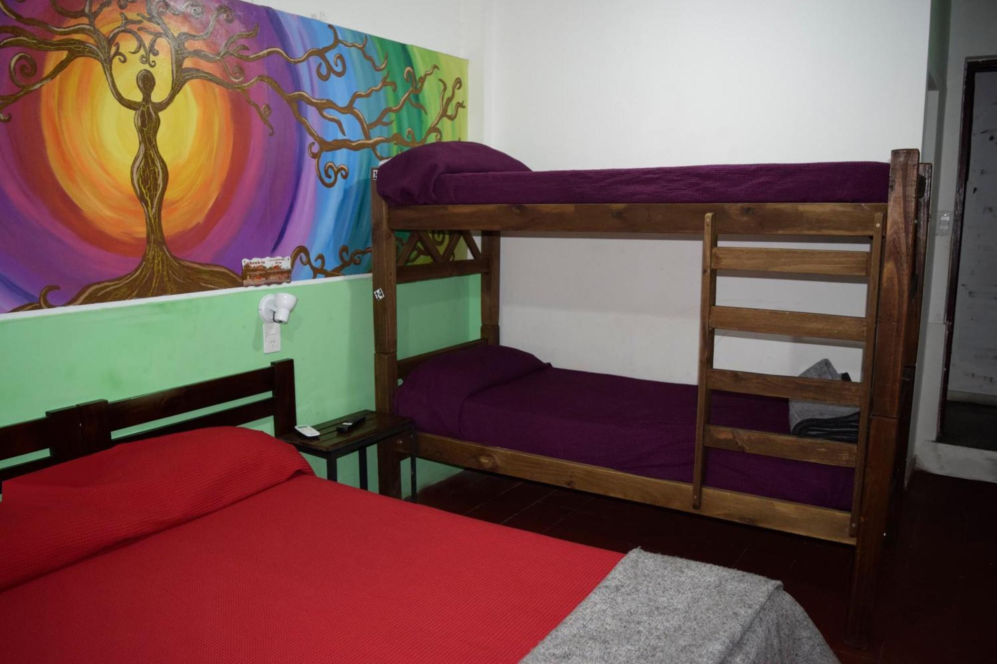 Hostel Estacion Mendoza Esterno foto